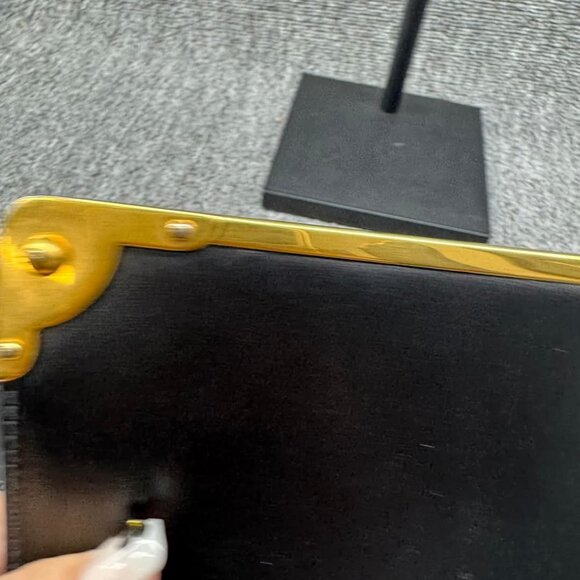 Prada Cahier Black Leather Shoulder Bag 835-031125 - Picture 15 of 16